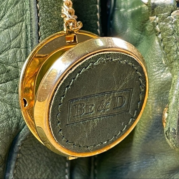 Be & D vintage green leather handbag with multiple compartments - Picture 12 of 16